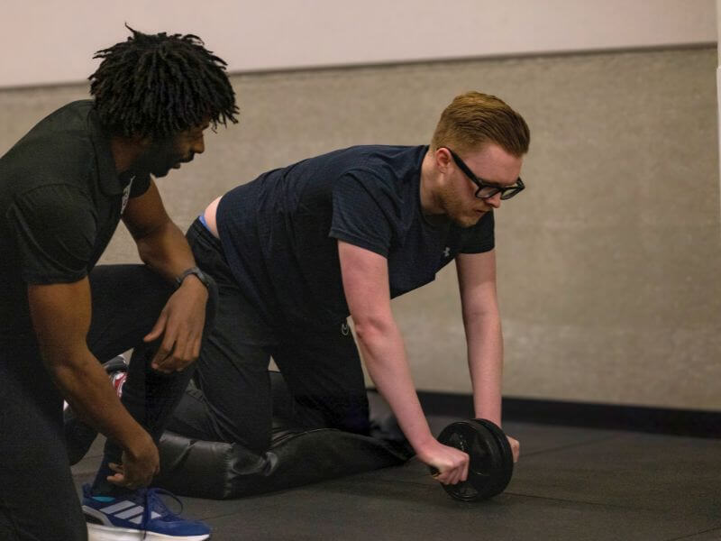 Trainen-met-bedrijfsfitness-en-personal-trainer